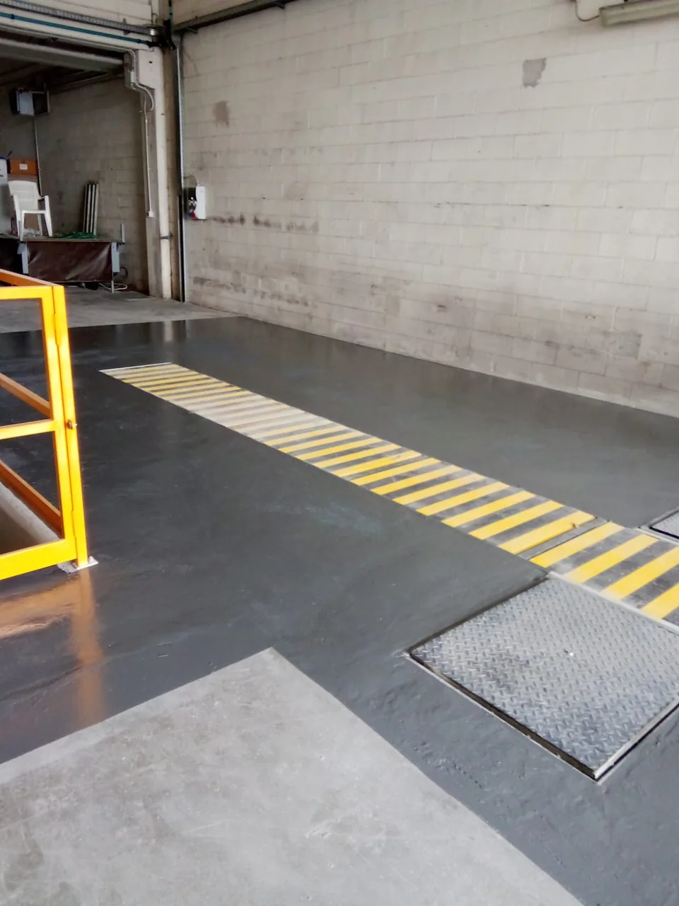 Pavimentazione completata e finiture della linea